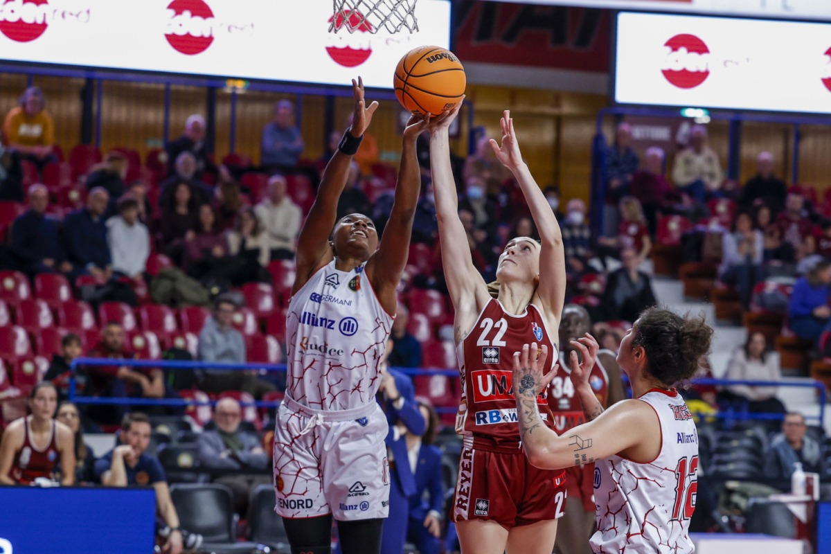 Umana Reyer-Allianz Geas Sesto San Giovanni: 71-45