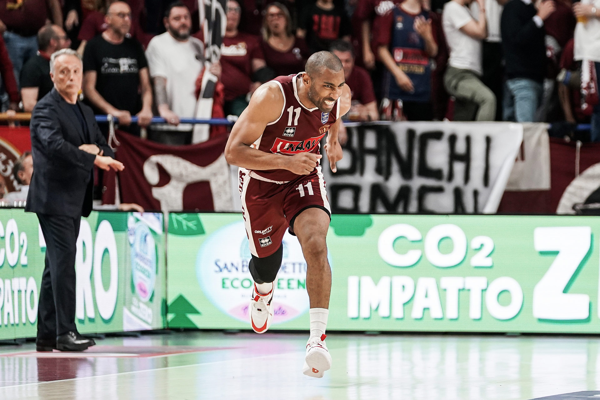 Gara1: Umana Reyer Venezia – Banco di Sardegna Sassari 82-79